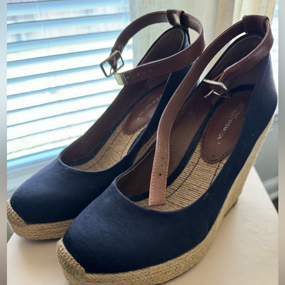 BCBG Navy Wedge Sandals
